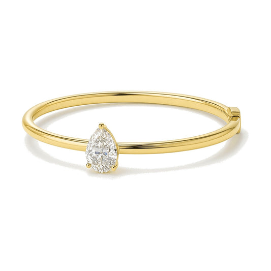 Regine bracelet in 14K yellow gold with a pear-cut lab-grown diamond