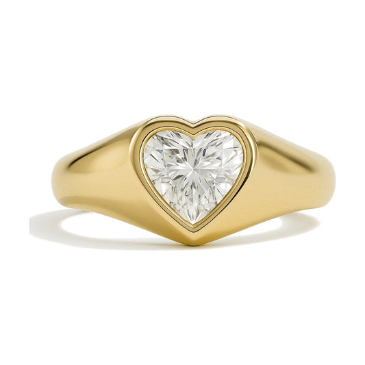 Sidonie ring in 14K yellow gold with a heart-cut lab-grown diamond
