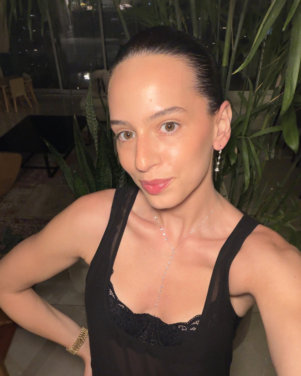 Drilled — Diamond Lariat Necklace — לבישה